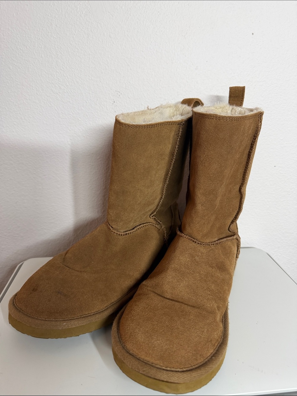 American Eagle Suede Shearling Style Pull-On Winter Boots Tan size 10